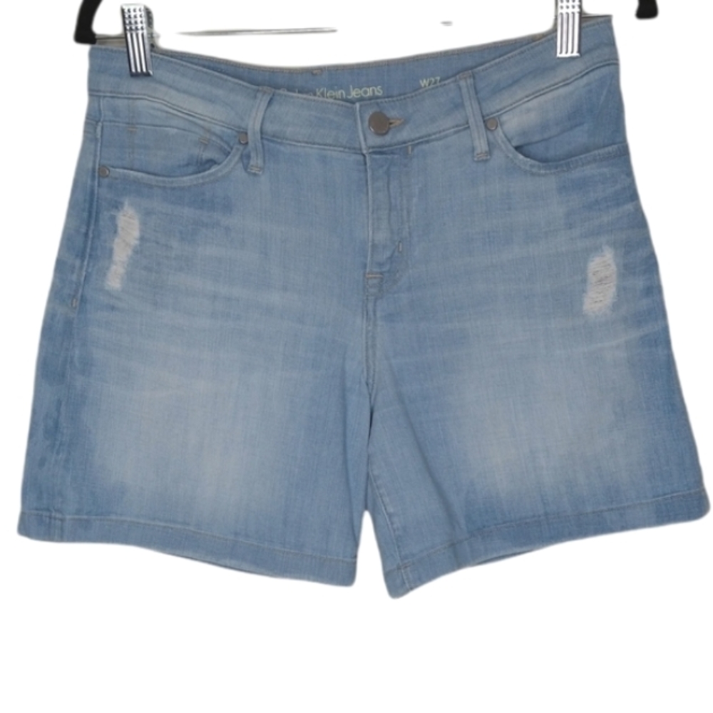 Calvin Klein Women 27 Distressed Light Wash Finished Hem Denim Shorts
